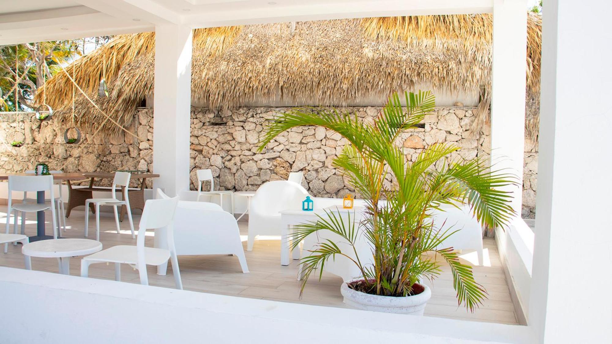 Hotel Capriccio Mare Y Restaurante Punta Cana Exterior foto